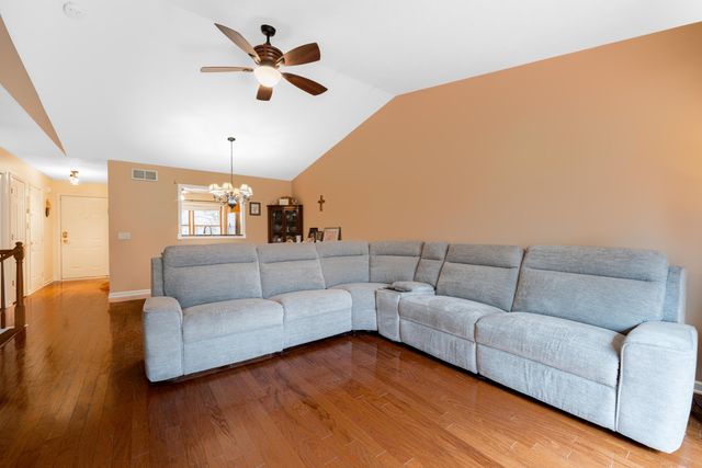 5953 Wood Valley Road, Kalamazoo, MI 49009