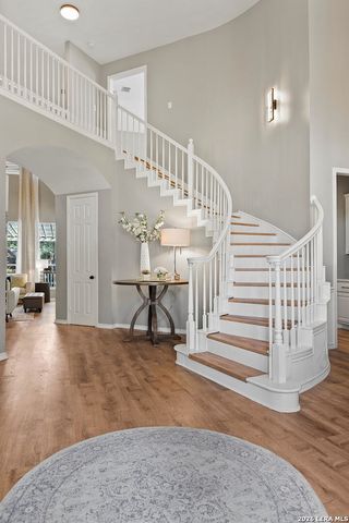 8715 Timberland Trl, Boerne, TX 78015