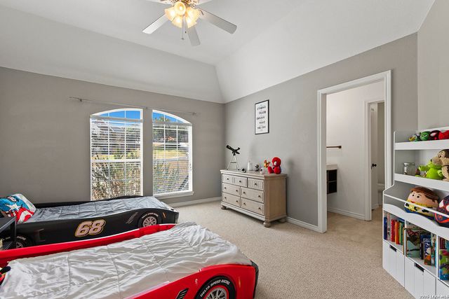 8715 Timberland Trl, Boerne, TX 78015