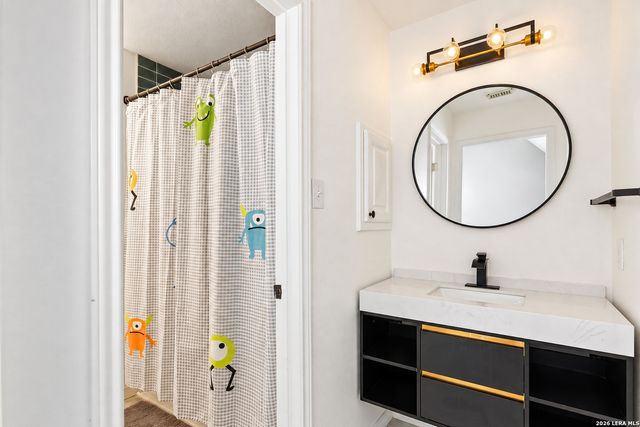 8715 Timberland Trl, Boerne, TX 78015