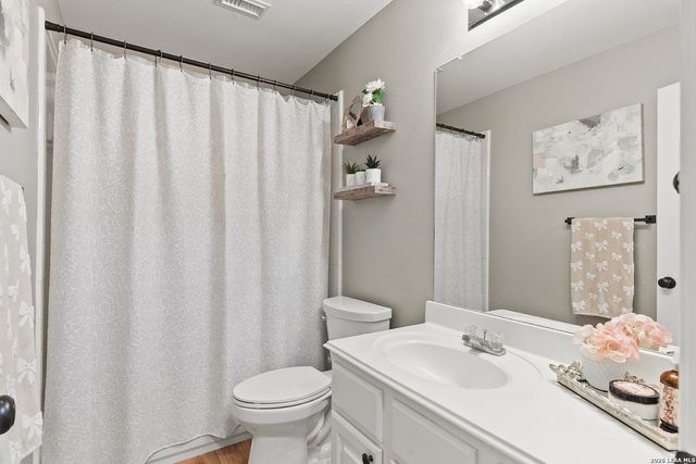 8715 Timberland Trl, Boerne, TX 78015