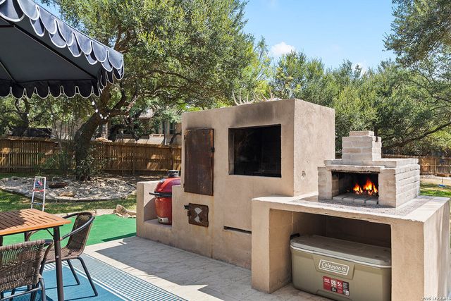 8715 Timberland Trl, Boerne, TX 78015