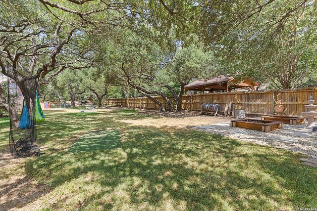 8715 Timberland Trl, Boerne, TX 78015