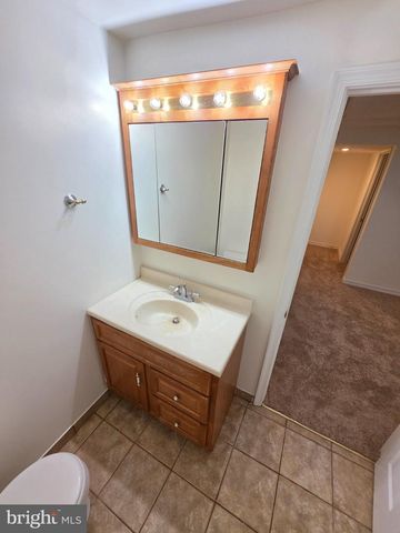 18552 CAPE JASMINE WAY, Gaithersburg, MD 20879