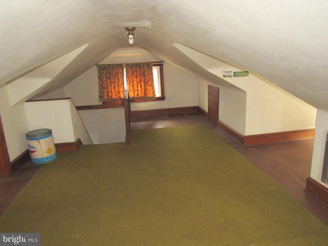 136 4TH AVE, Phoenixville, PA 19460