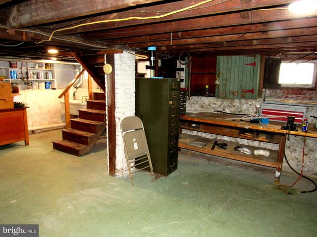 136 4TH AVE, Phoenixville, PA 19460