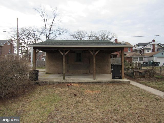 136 4TH AVE, Phoenixville, PA 19460