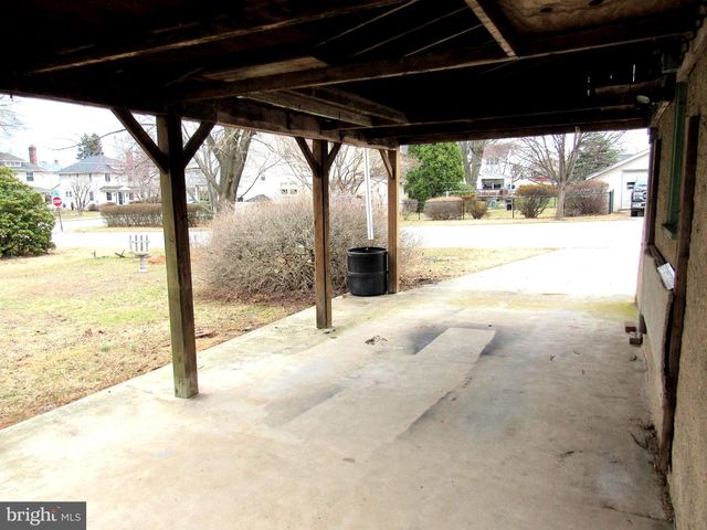 136 4TH AVE, Phoenixville, PA 19460