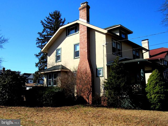 136 4TH AVE, Phoenixville, PA 19460