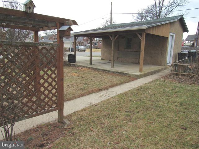 136 4TH AVE, Phoenixville, PA 19460