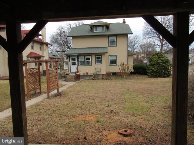 136 4TH AVE, Phoenixville, PA 19460