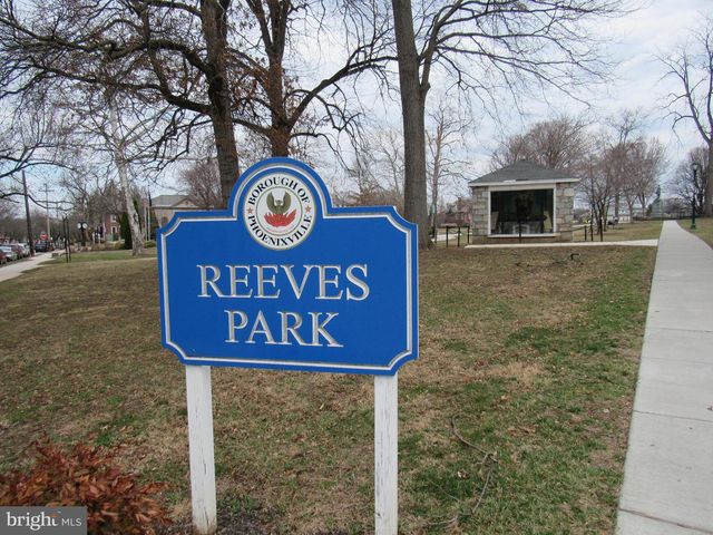 136 4TH AVE, Phoenixville, PA 19460