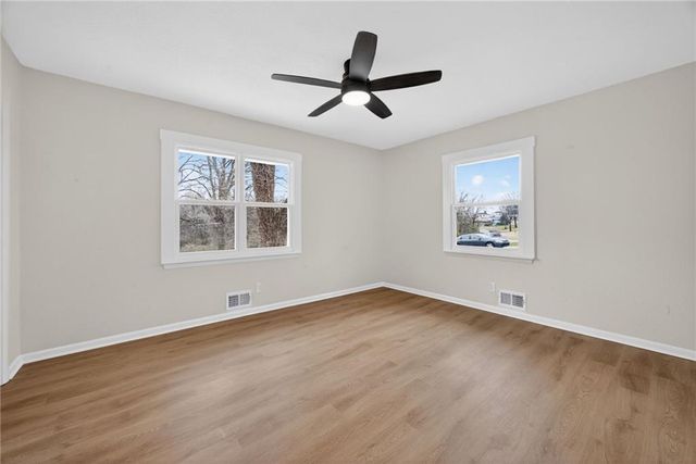 2310 N 63 Street, Kansas City, KS 66104