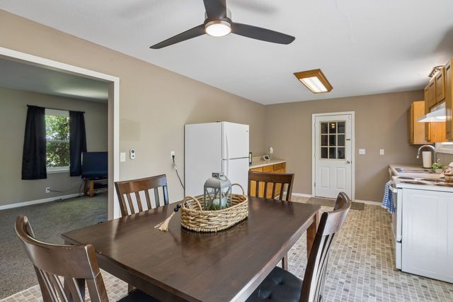 248 Pine Mountain Rd, Clarksville, TN 37042