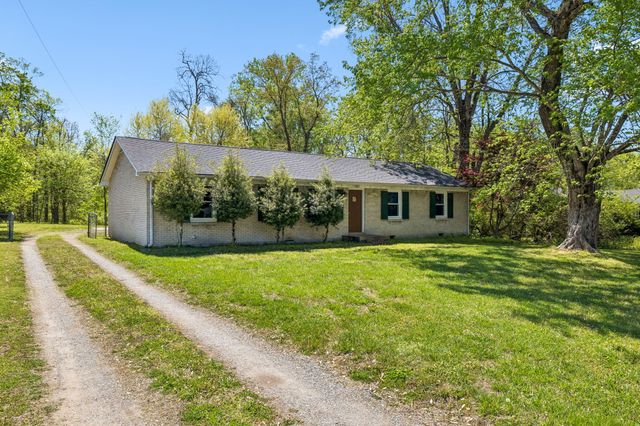 248 Pine Mountain Rd, Clarksville, TN 37042