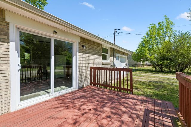 248 Pine Mountain Rd, Clarksville, TN 37042