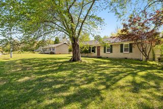 248 Pine Mountain Rd, Clarksville, TN 37042
