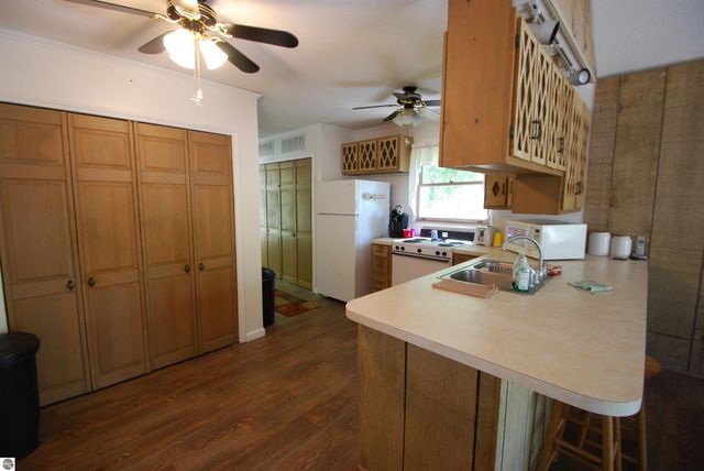 1456 Rifle River Drive, Prescott, MI 48756