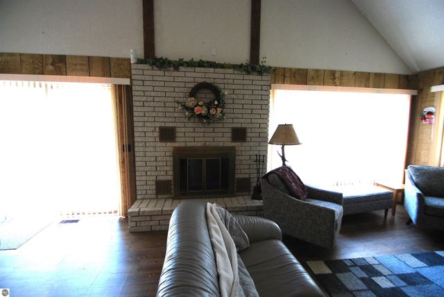 1456 Rifle River Drive, Prescott, MI 48756