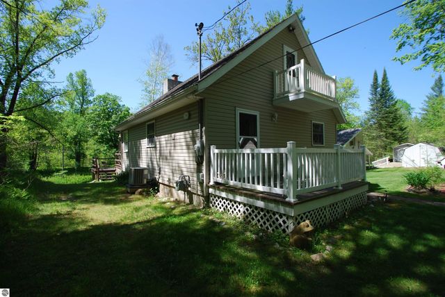 1456 Rifle River Drive, Prescott, MI 48756