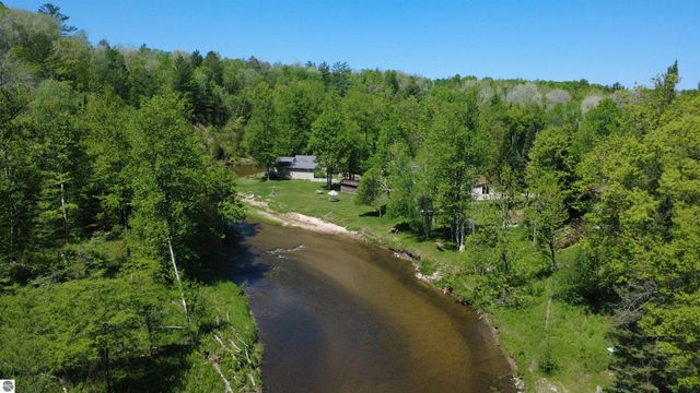 1456 Rifle River Drive, Prescott, MI 48756
