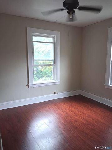 73 Morehouse Street 2nd Floor, Bridgeport, CT 06605