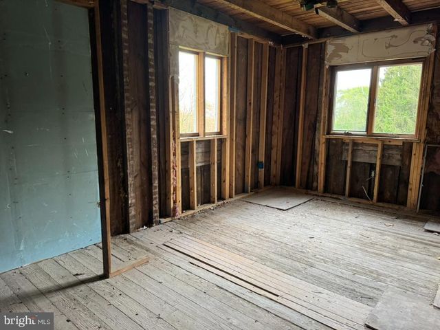 481 HAZLE, Quakake, PA 18245