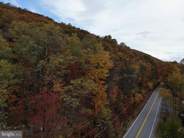 481 HAZLE, Quakake, PA 18245