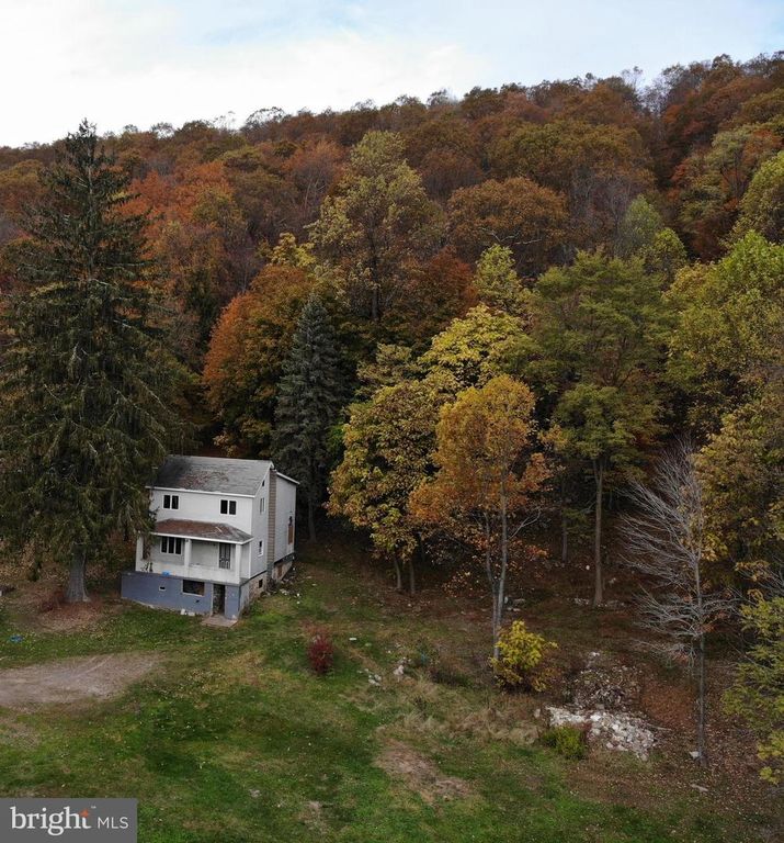 481 HAZLE, Quakake, PA 18245