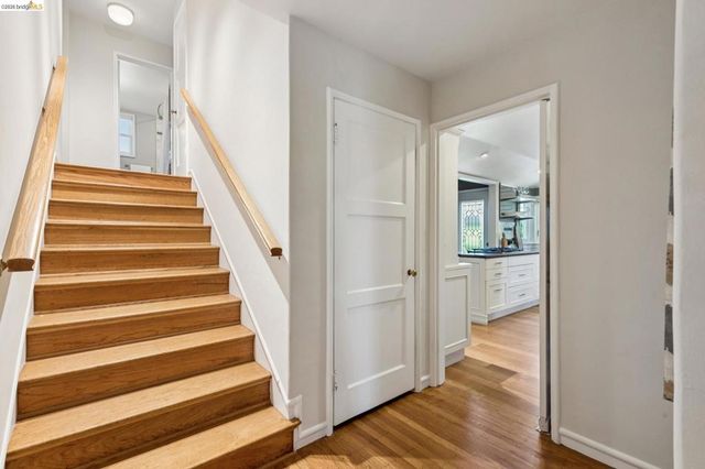 5430 Proctor Ave, Oakland, CA 94618