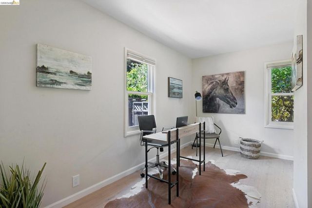 5430 Proctor Ave, Oakland, CA 94618