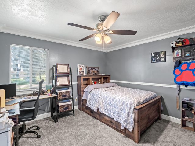 16998 Rio Plaza Road, Madera, CA 93636