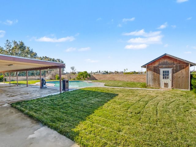 16998 Rio Plaza Road, Madera, CA 93636