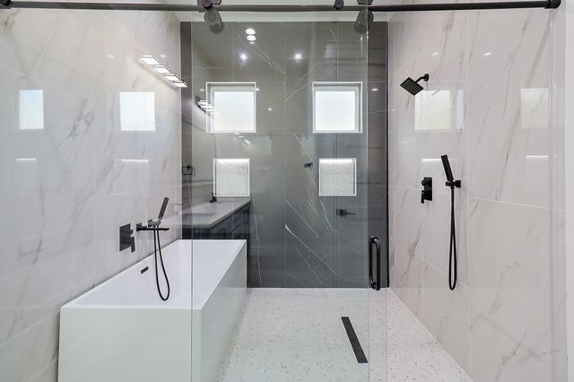 49 Road 662, Dayton, TX 77535