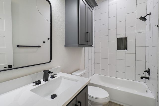 49 Road 662, Dayton, TX 77535