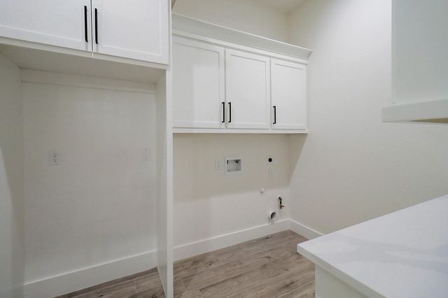 49 Road 662, Dayton, TX 77535