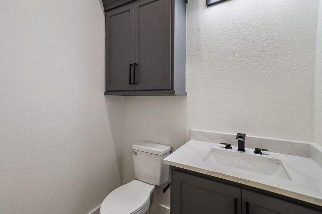 49 Road 662, Dayton, TX 77535