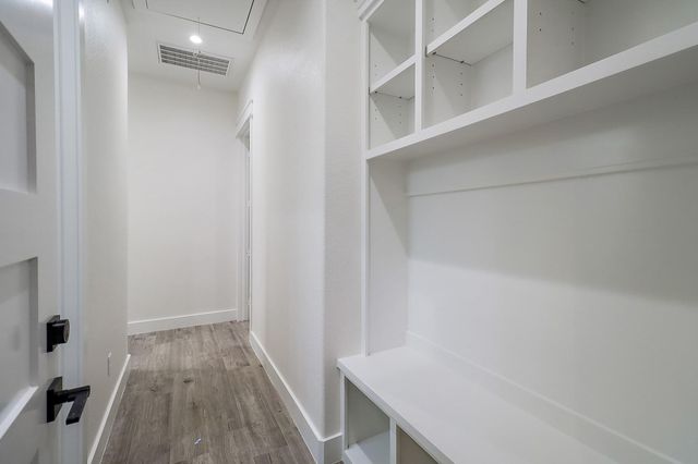 49 Road 662, Dayton, TX 77535