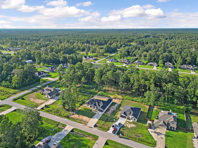 49 Road 662, Dayton, TX 77535