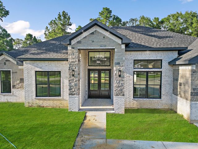 49 Road 662, Dayton, TX 77535