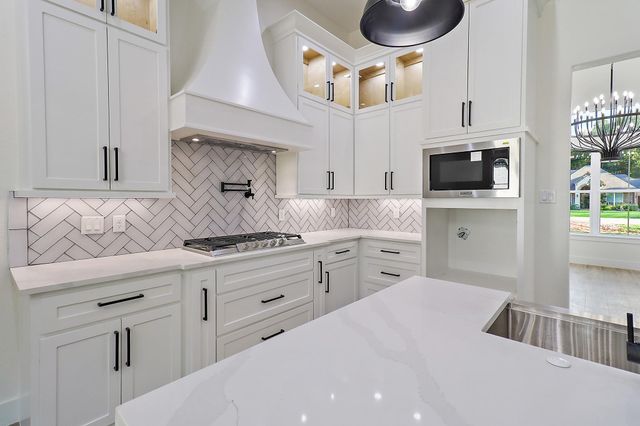 49 Road 662, Dayton, TX 77535