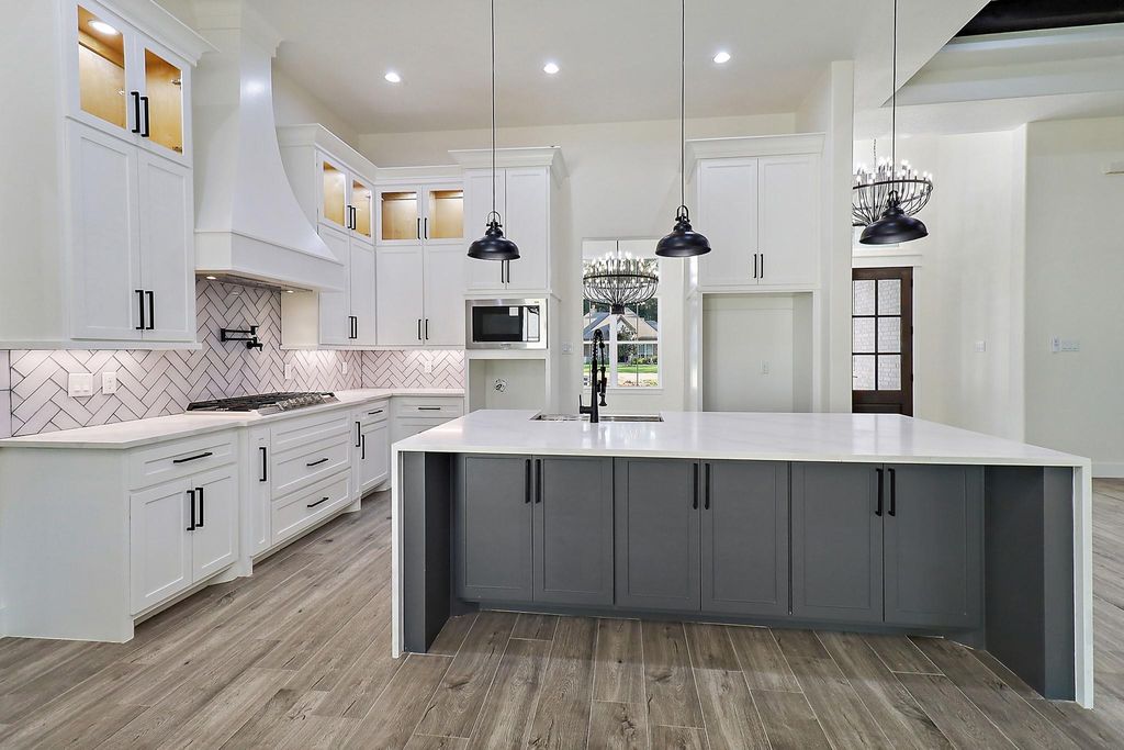 49 Road 662, Dayton, TX 77535