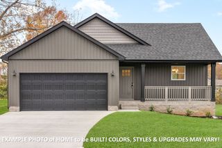 1582 Fredrick Dr, Clarksville, TN 37042