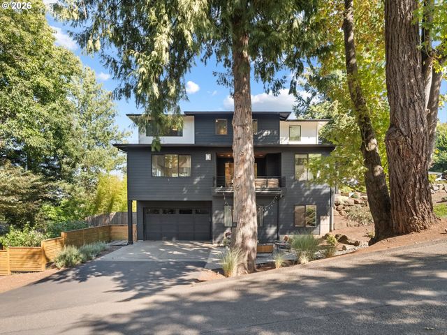 1547 PINE St, Lake Oswego, OR 97034