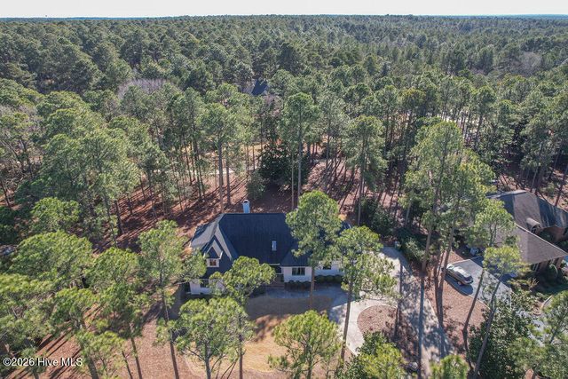 75 Pinewild Drive, Pinehurst, NC 28374