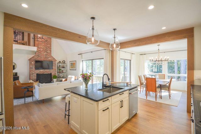 75 Pinewild Drive, Pinehurst, NC 28374