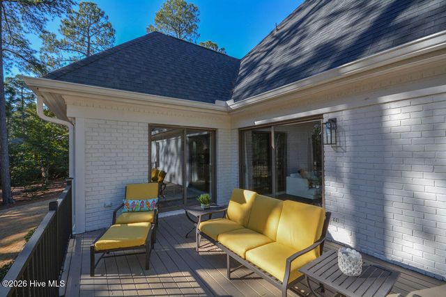75 Pinewild Drive, Pinehurst, NC 28374