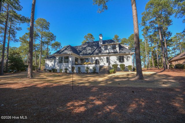 75 Pinewild Drive, Pinehurst, NC 28374