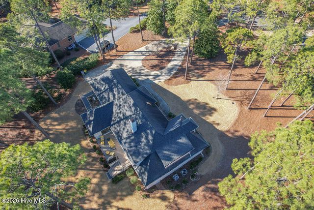 75 Pinewild Drive, Pinehurst, NC 28374