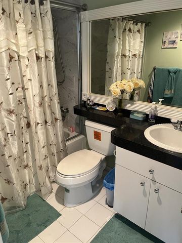 9800 N Hollybrook Lake Drive 202, Pembroke Pines, FL 33025